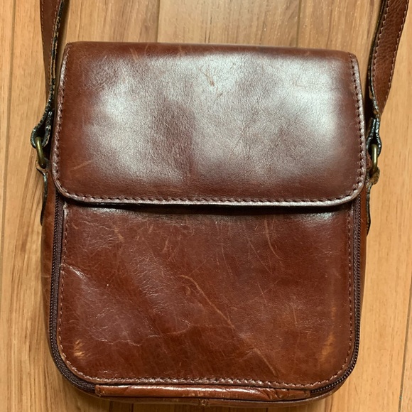 Faux leather crossbody purse - Picture 1 of 3